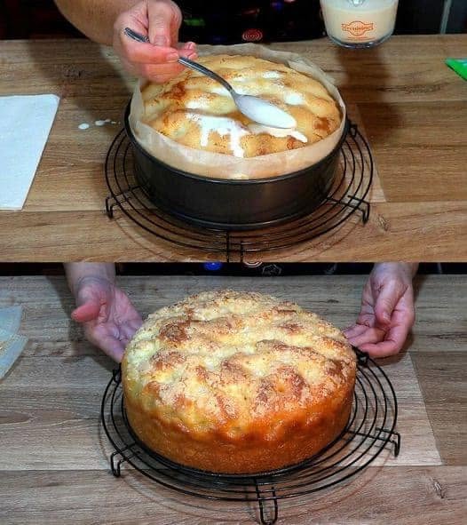 Jag blandar 250 g gräddfil och 3 äpplen, juläppelkaka