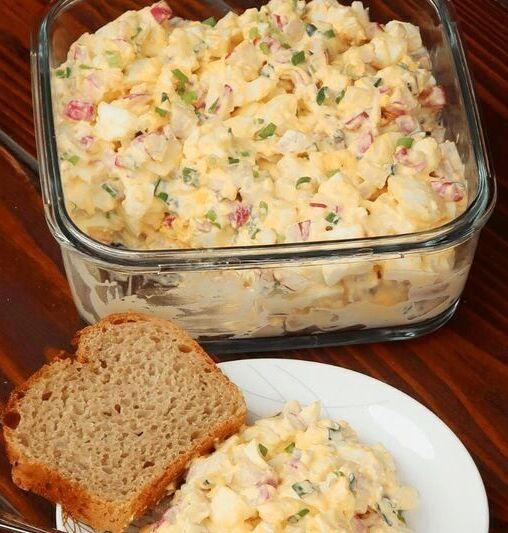Jag är alltid sugen på en sallad i DDR-stil på 15 minuter 😋
