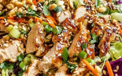 Krispig sesamkyckling- och kålsallad