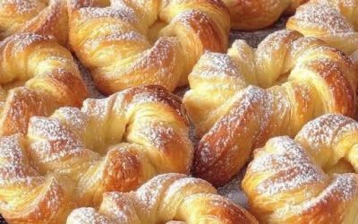 Jag använder ett paket smördeg och ett paket vaniljpuddingpulver; det är så gott!