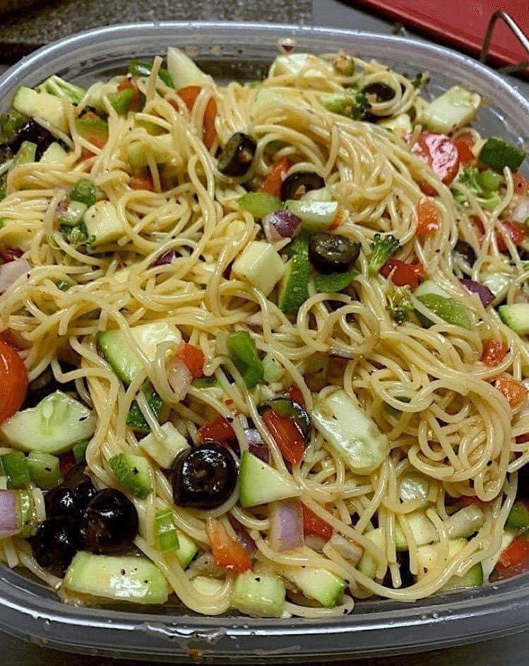 KALIFORNISK SPAGHETTI SALLAD