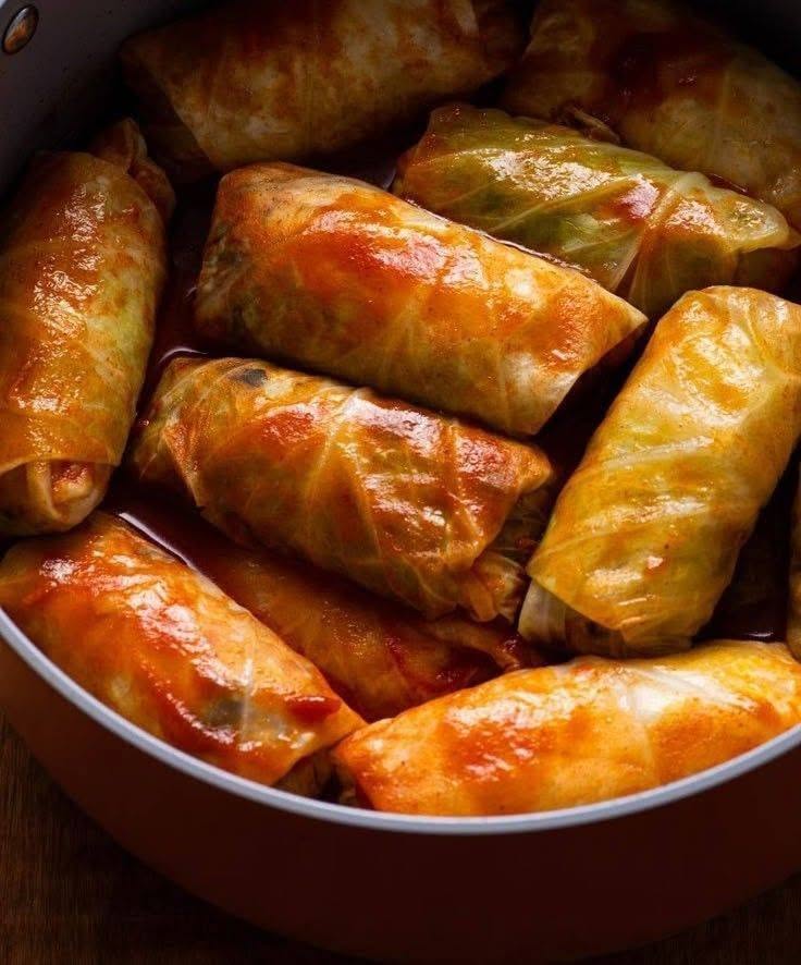 Traditionell ungersk fylld kål