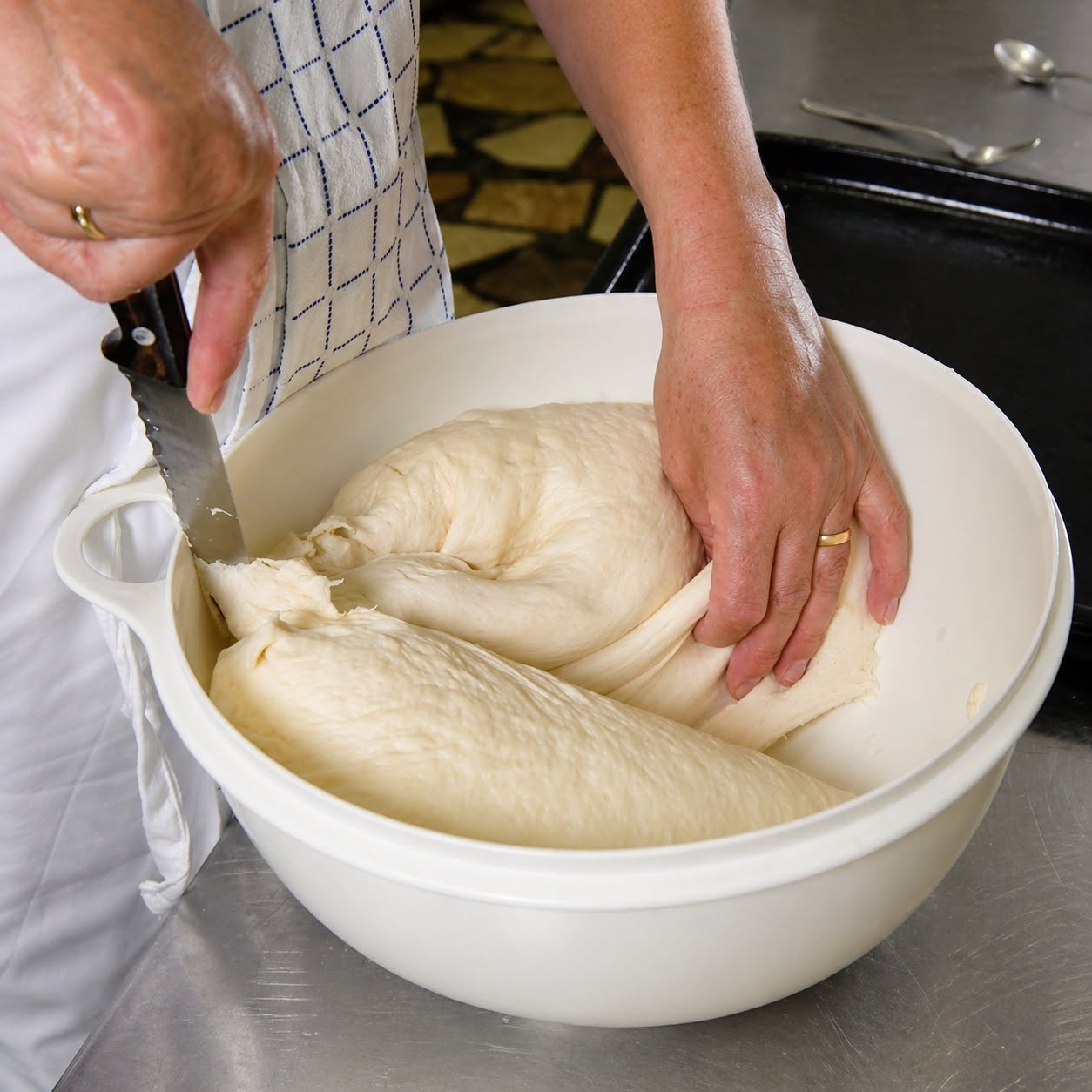 Glöm smördegen, det här är grymt: BABKAs fantastiska vattendeg – strudel är oöverträffad!
