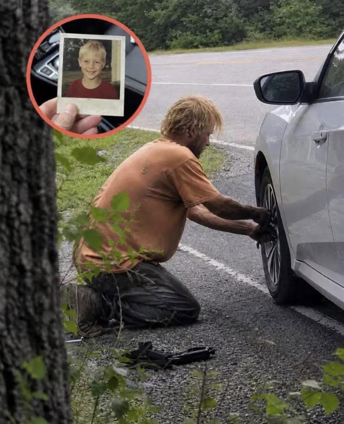 En hemlös man hjälpte mig att byta ett punkterat däck på Route 9, där min son försvann för 20 år sedan – det han lämnade i passagerarsätet blåste mig omkullkäckt.